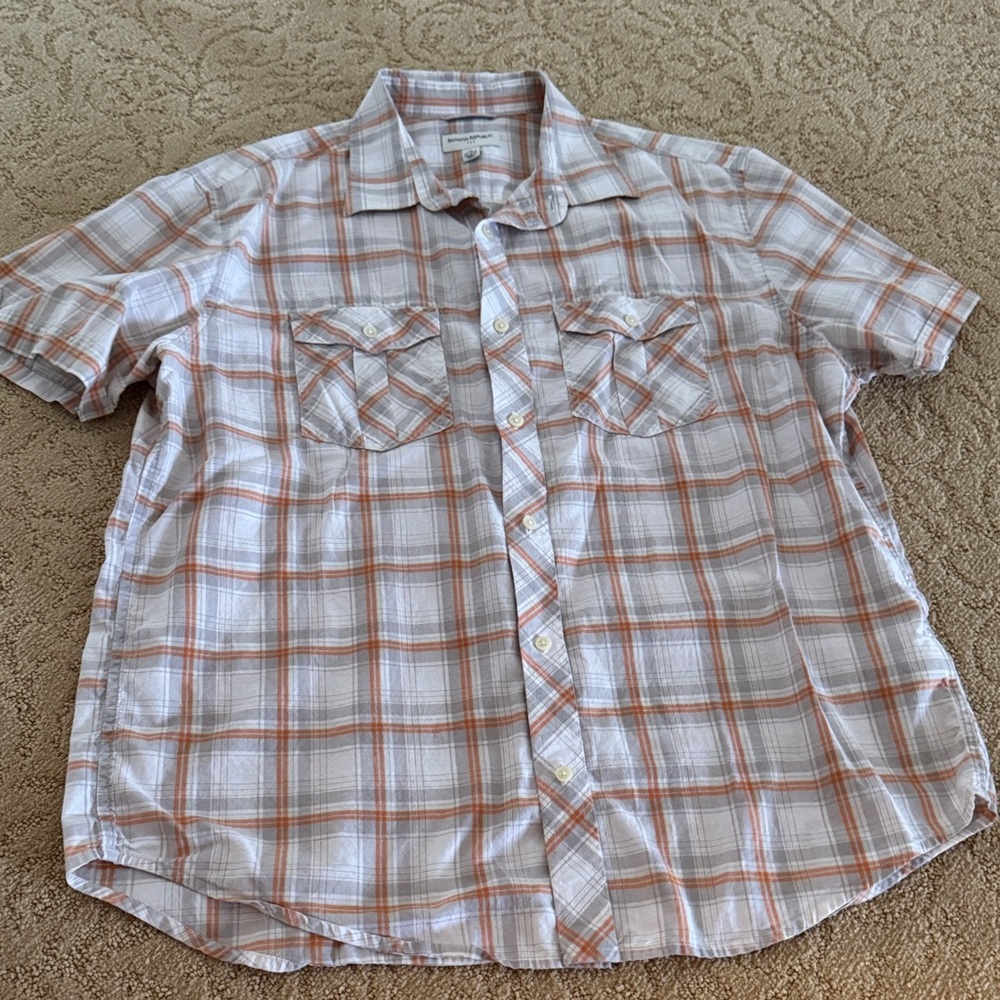 Banana Republic plaid cotton button down shirt